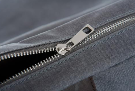 鶴山雙骨拉鏈生產(chǎn)廠家 鶴山雙骨拉鏈生產(chǎn)廠家